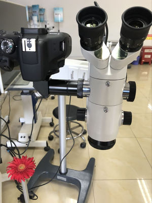 Les étapes ophtalmiques du rapport optique 3/5 de microscope de chirurgie peuvent assortir le CCD de la caméra HD